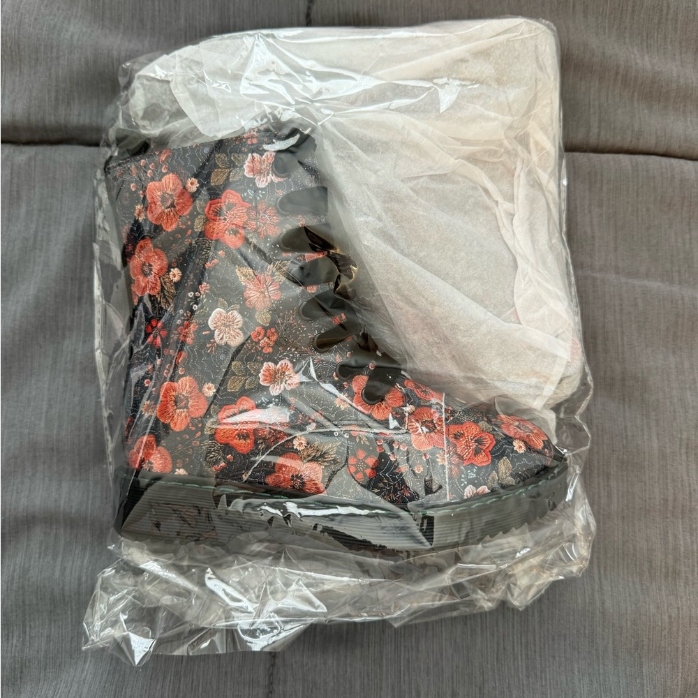 Spellbound soles fall floral faux embroidery combat boot